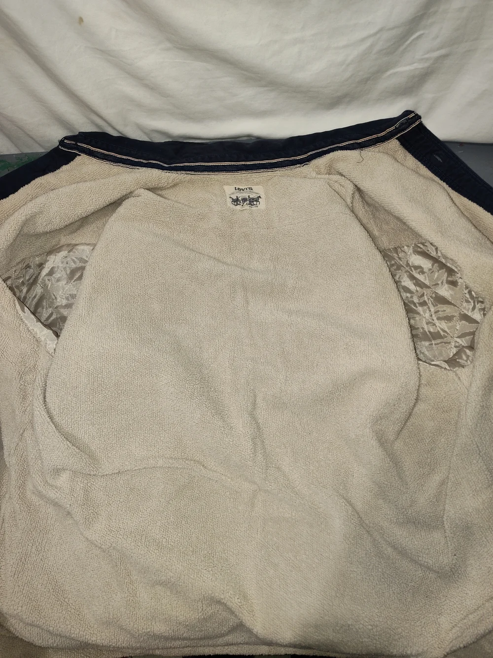 Levi's Navy Button-Up Sherpa-Lined Shirt Jacket - Picture 5 of 9
